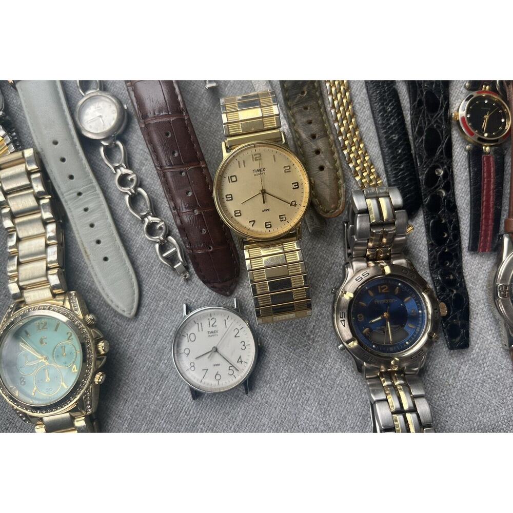 36 Assorted Mens & Womens Watches Untested Vintage Gold Silver Mix Tone Metal - Picture 7 of 12